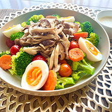 焼きキノコのホットサラダ