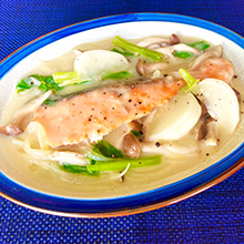 秋鮭とかぶのクリーム煮