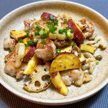 鶏肉と秋野菜の粒マスタード炒め